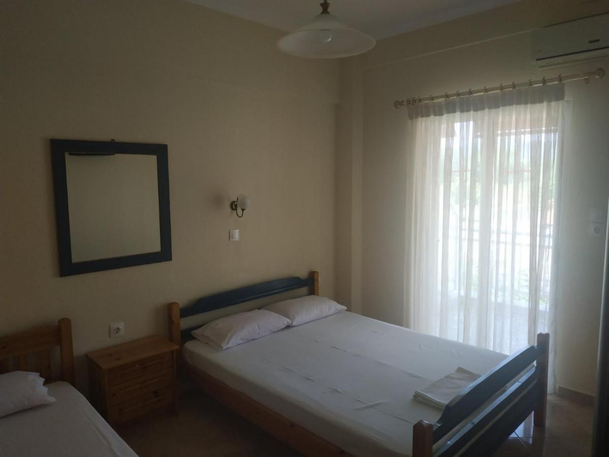 شقة Poly'S House Vrasná المظهر الخارجي الصورة